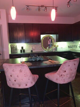 Room 3 guests, with pool