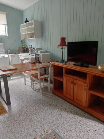 Room 1 guest, with garden