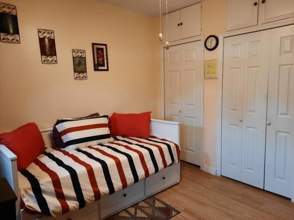 Room 1 guest, with wifi