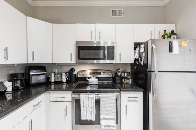 Room 2 guests, with pool