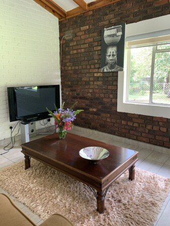 Room 4 guests, with pool