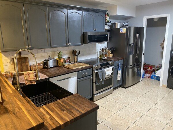 Room 2 guests, with pool