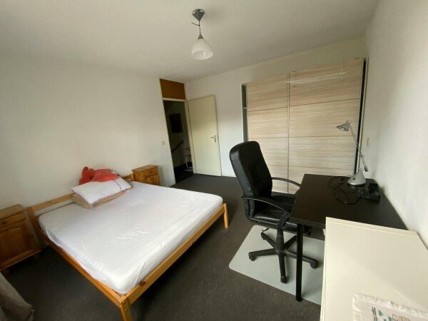 Zimmer 1 Gast, mit WLAN