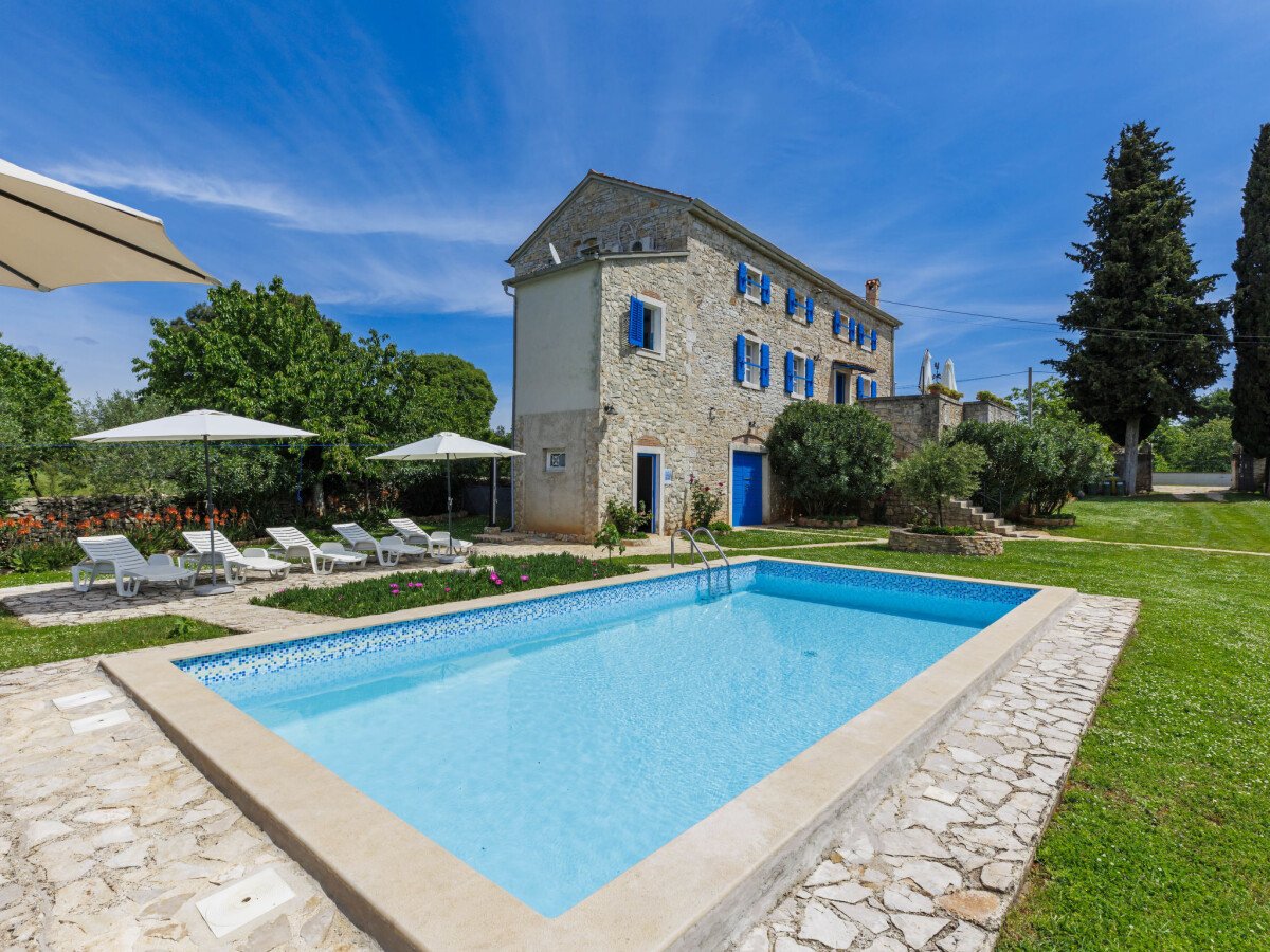 Ferienhaus 3 Schlafzimmer, mit Pool