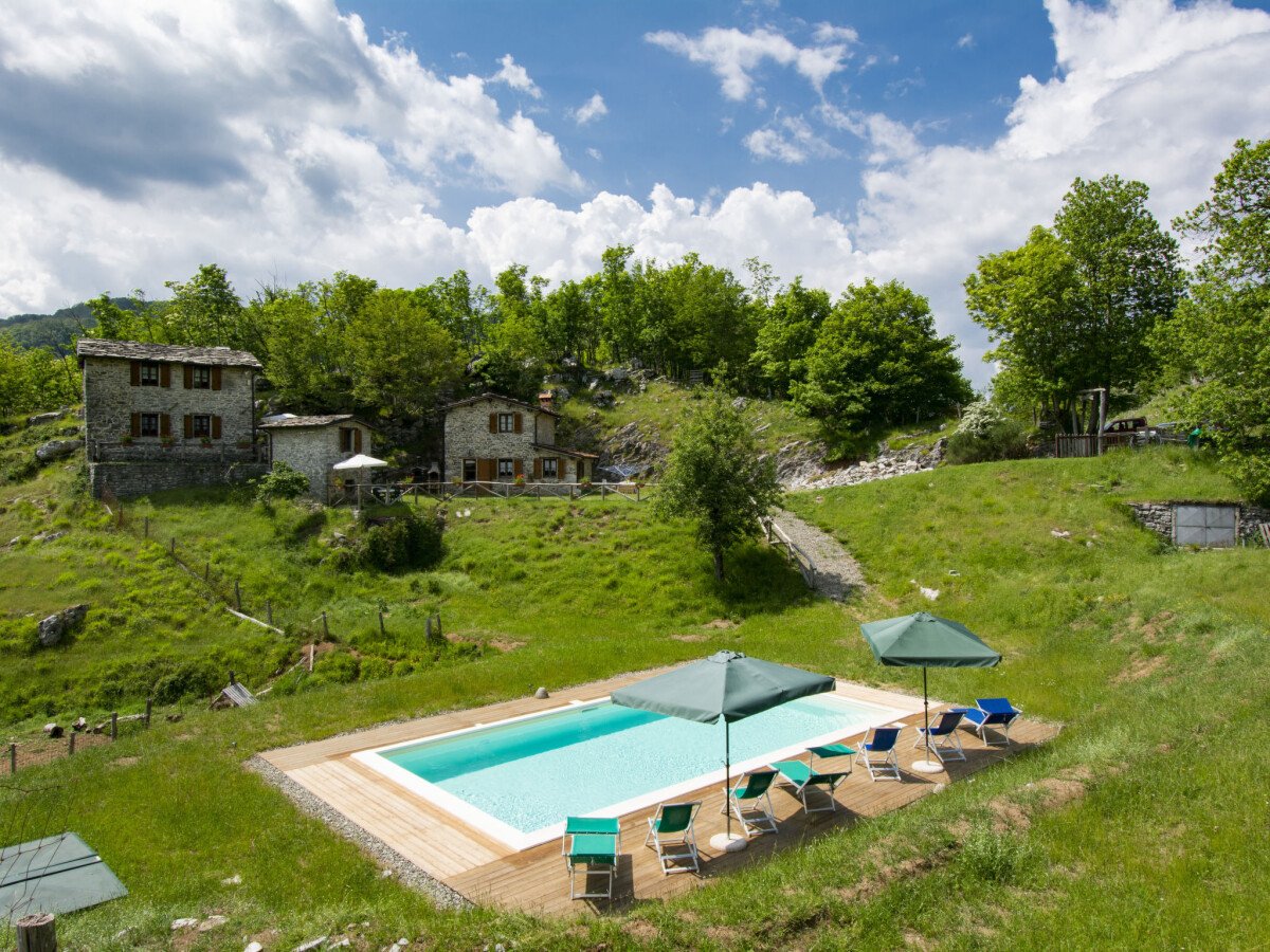 Casa 4 camere, con piscina