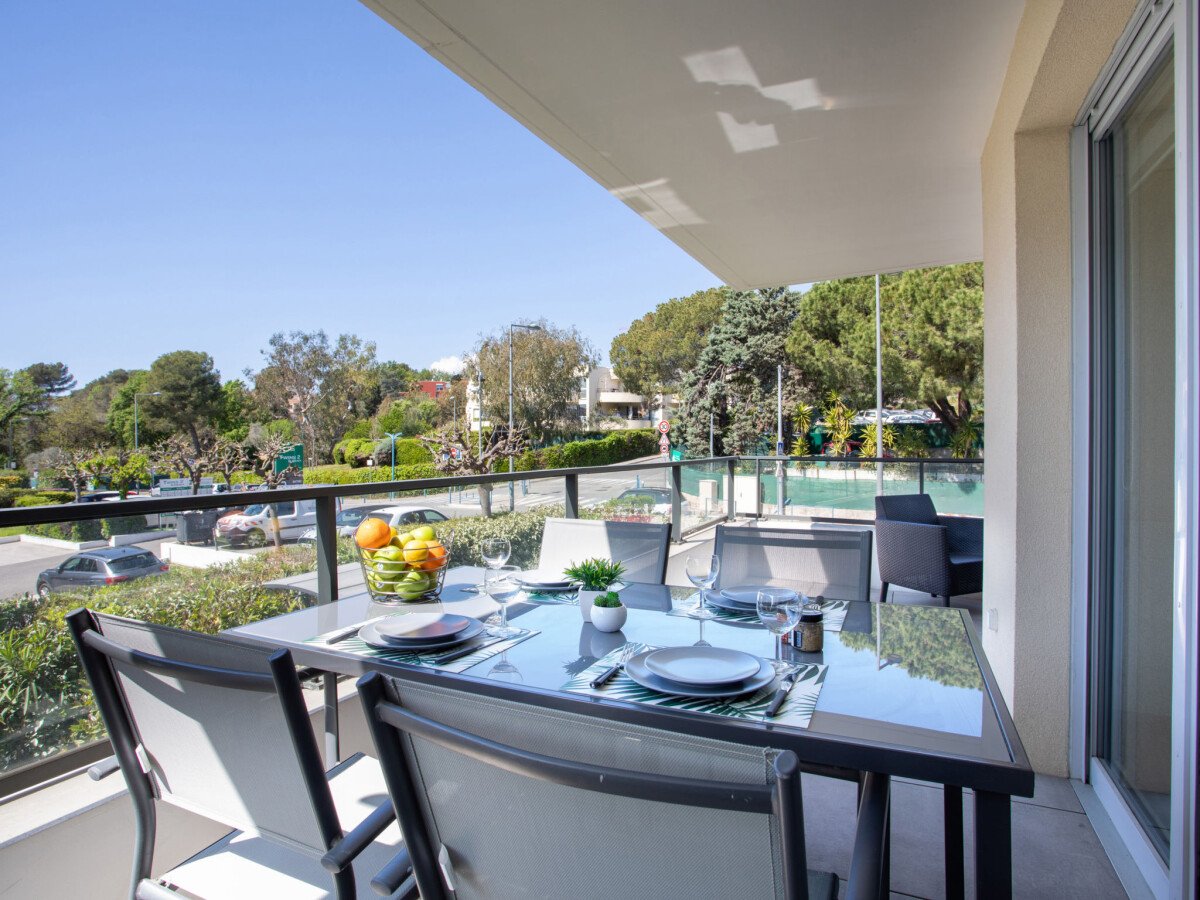 Résidence moderne, 2 chambres, avec jardin