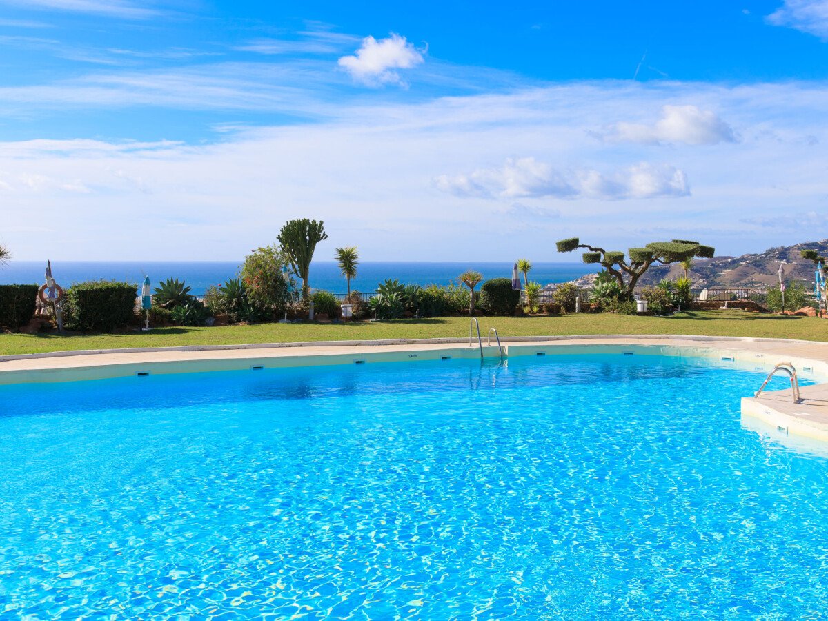 Apartment 2 bedrooms, with pool