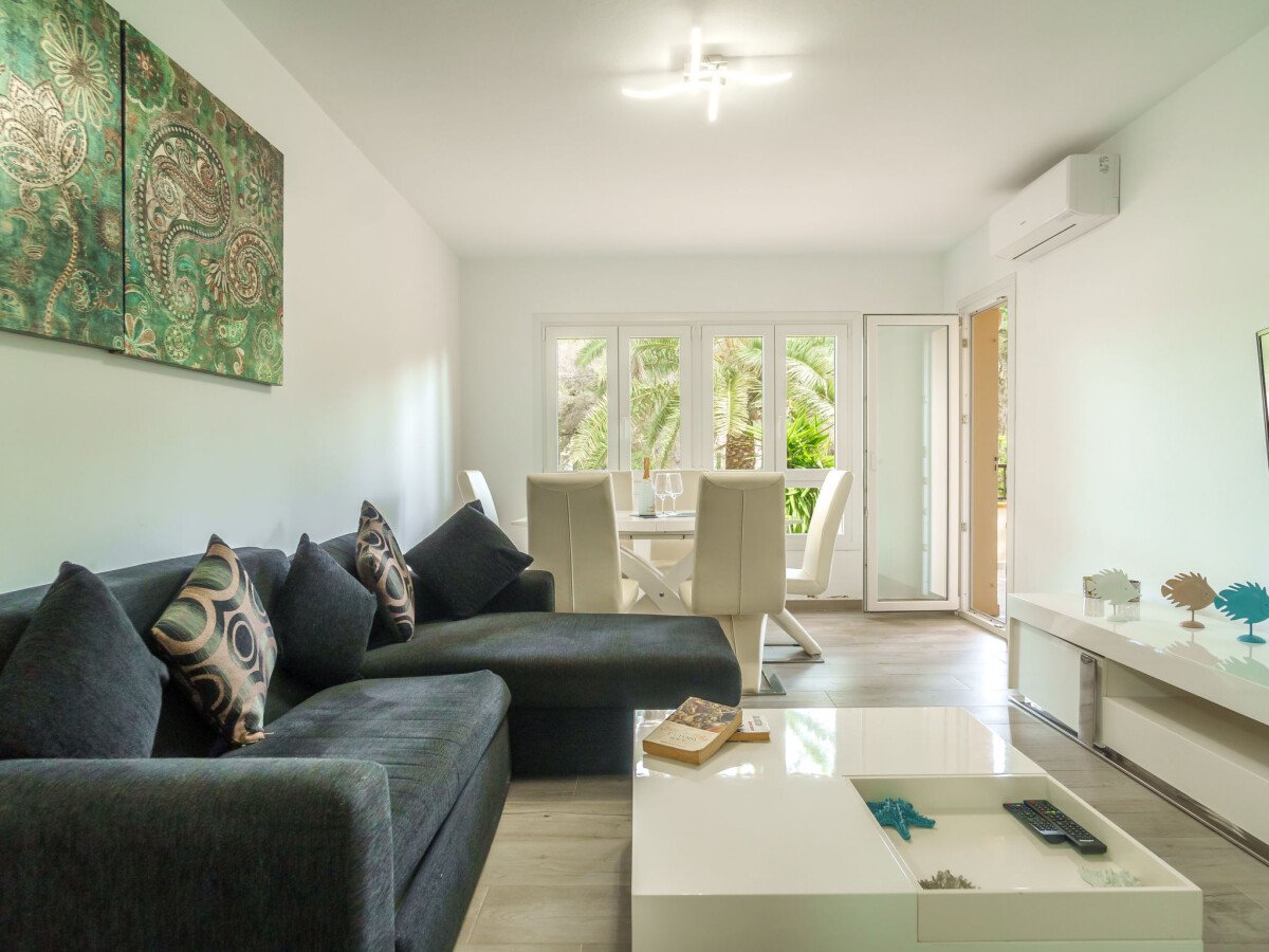 Apartamento 2 habitaciones, con jardín