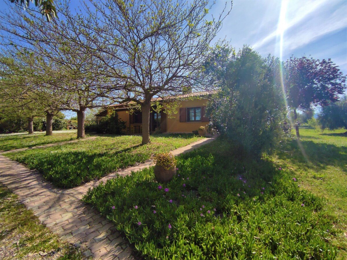 Casa 1 camera, con piscina