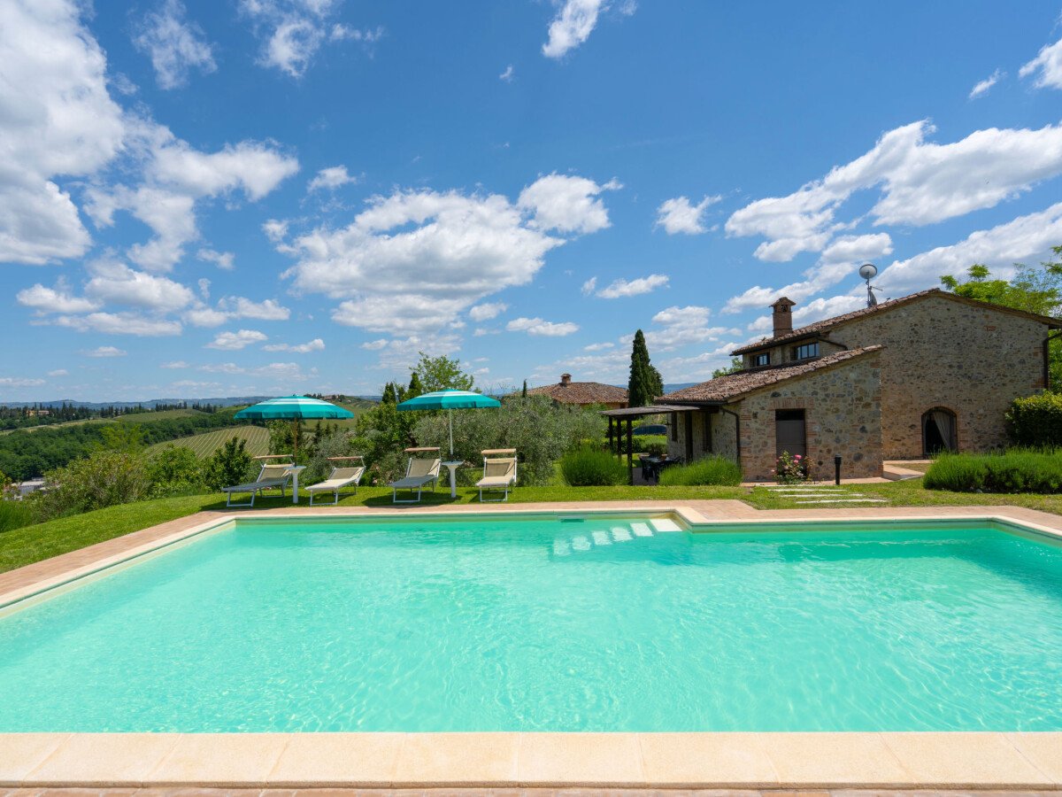 Villa 3 camere, con piscina