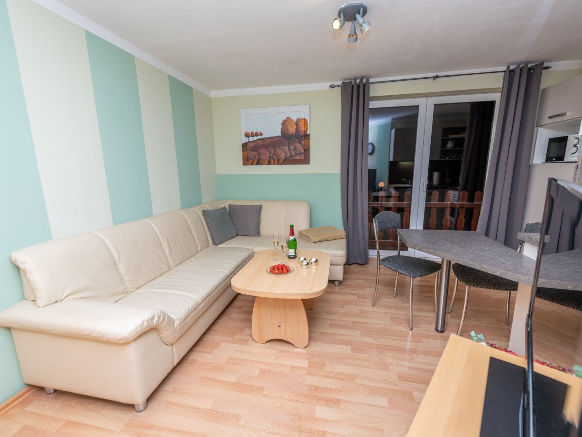 Wohnung 1 Schlafzimmer, mit Garten