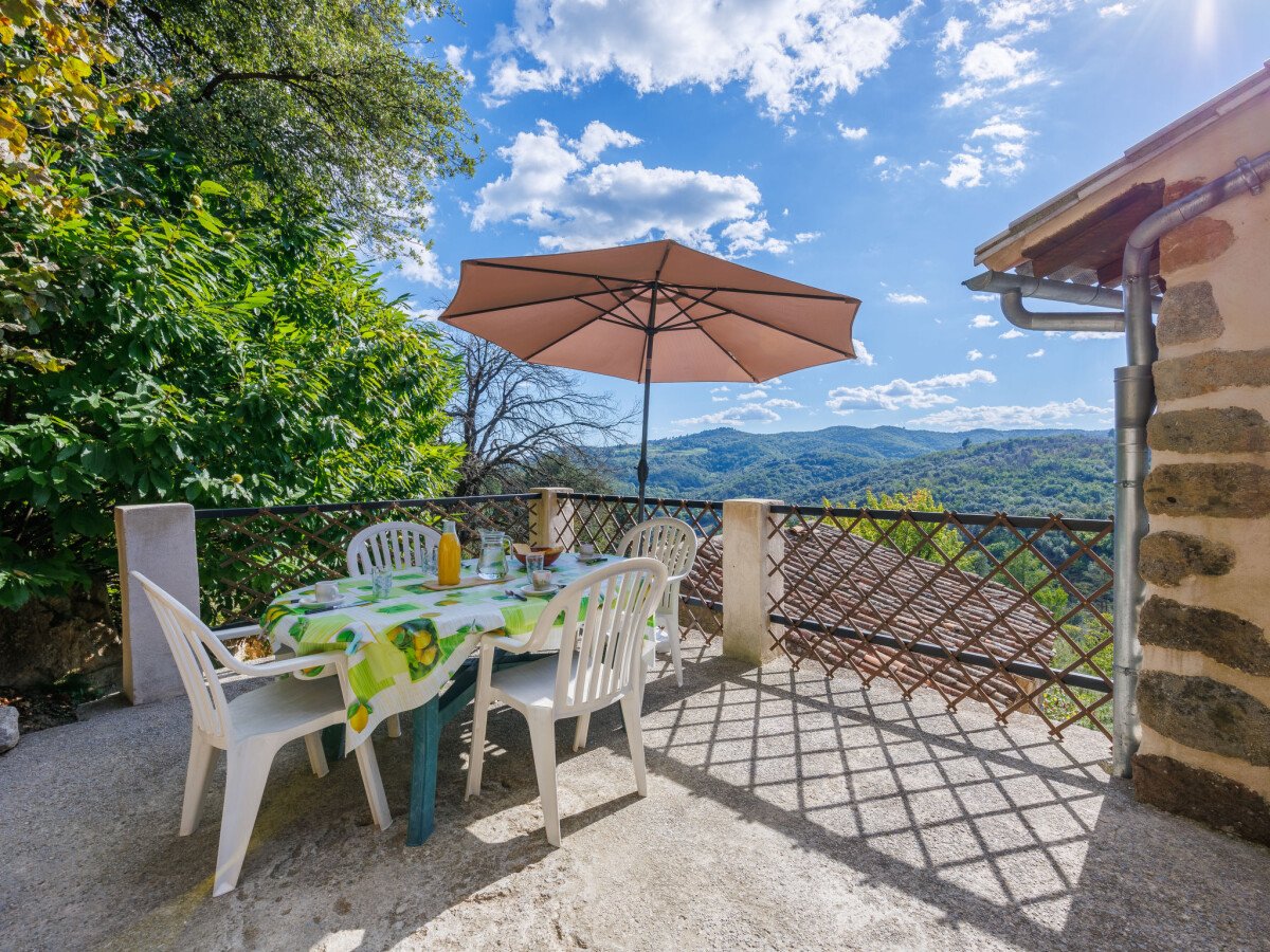Maison de campagne 3 chambres, avec jardin
