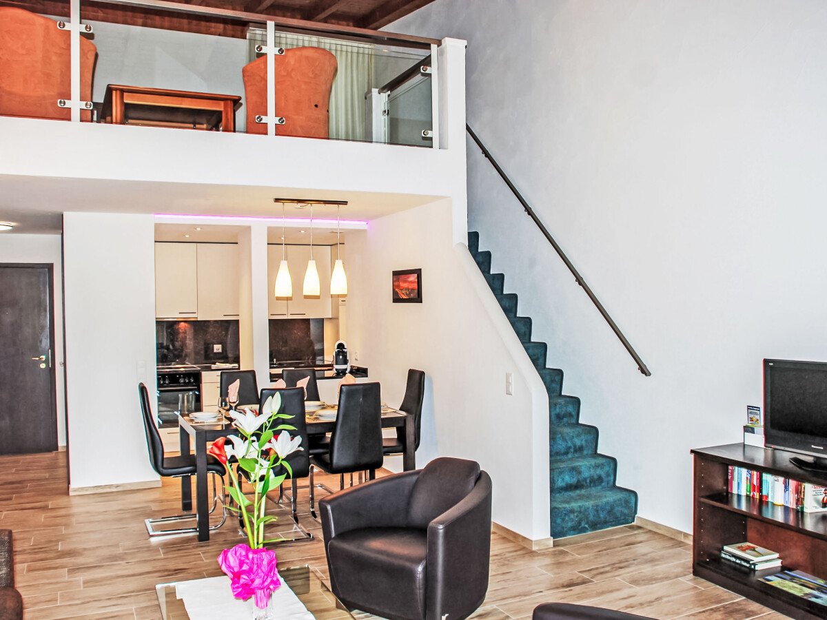 Residence 2 camere, con giardino