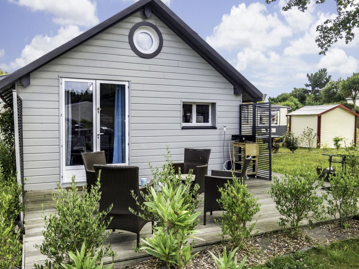 Chalet 2 chambres, avec piscine