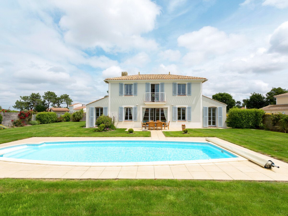 Maison de campagne cozy, 4 chambres, avec piscine