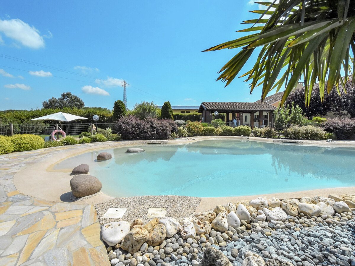 Casa 2 camere, con piscina