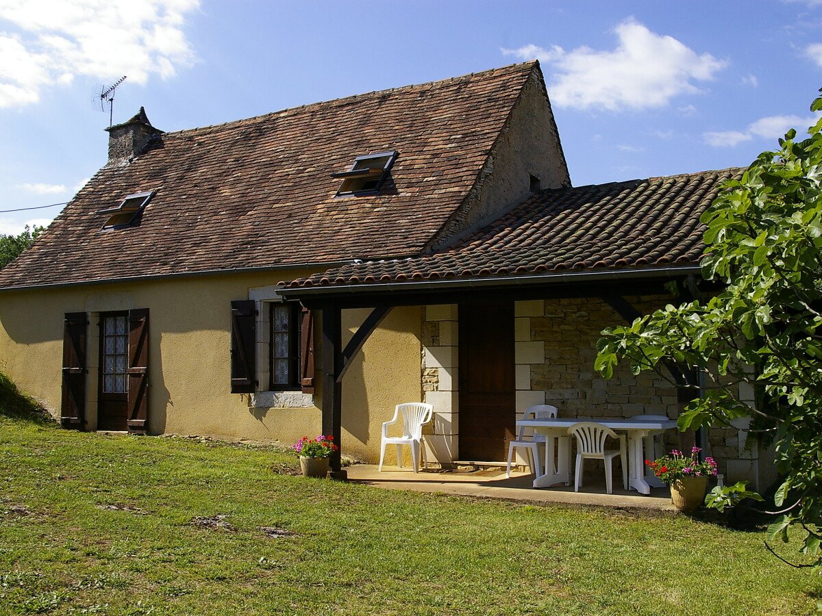 Maison de campagne confortable, 2 chambres, avec piscine