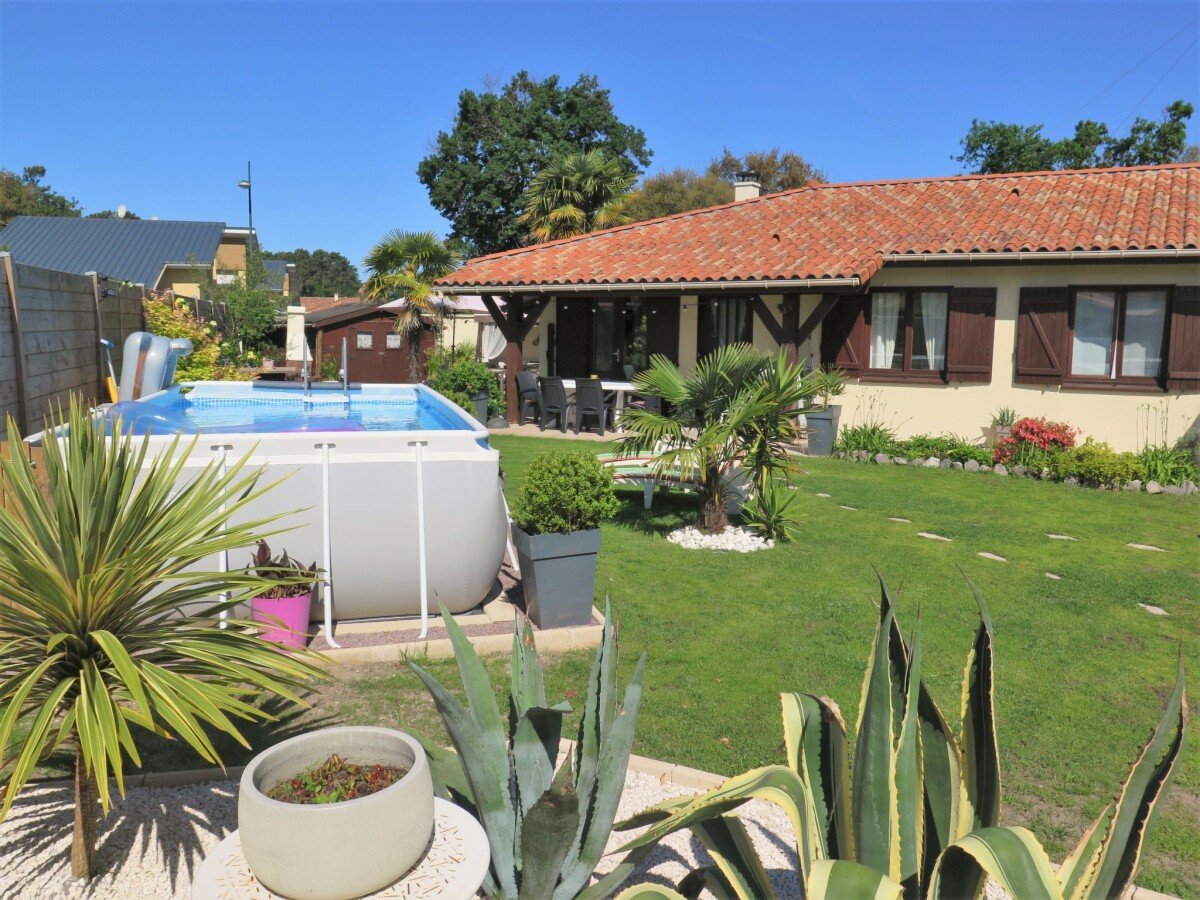 Maison de campagne cozy, 2 chambres, avec piscine