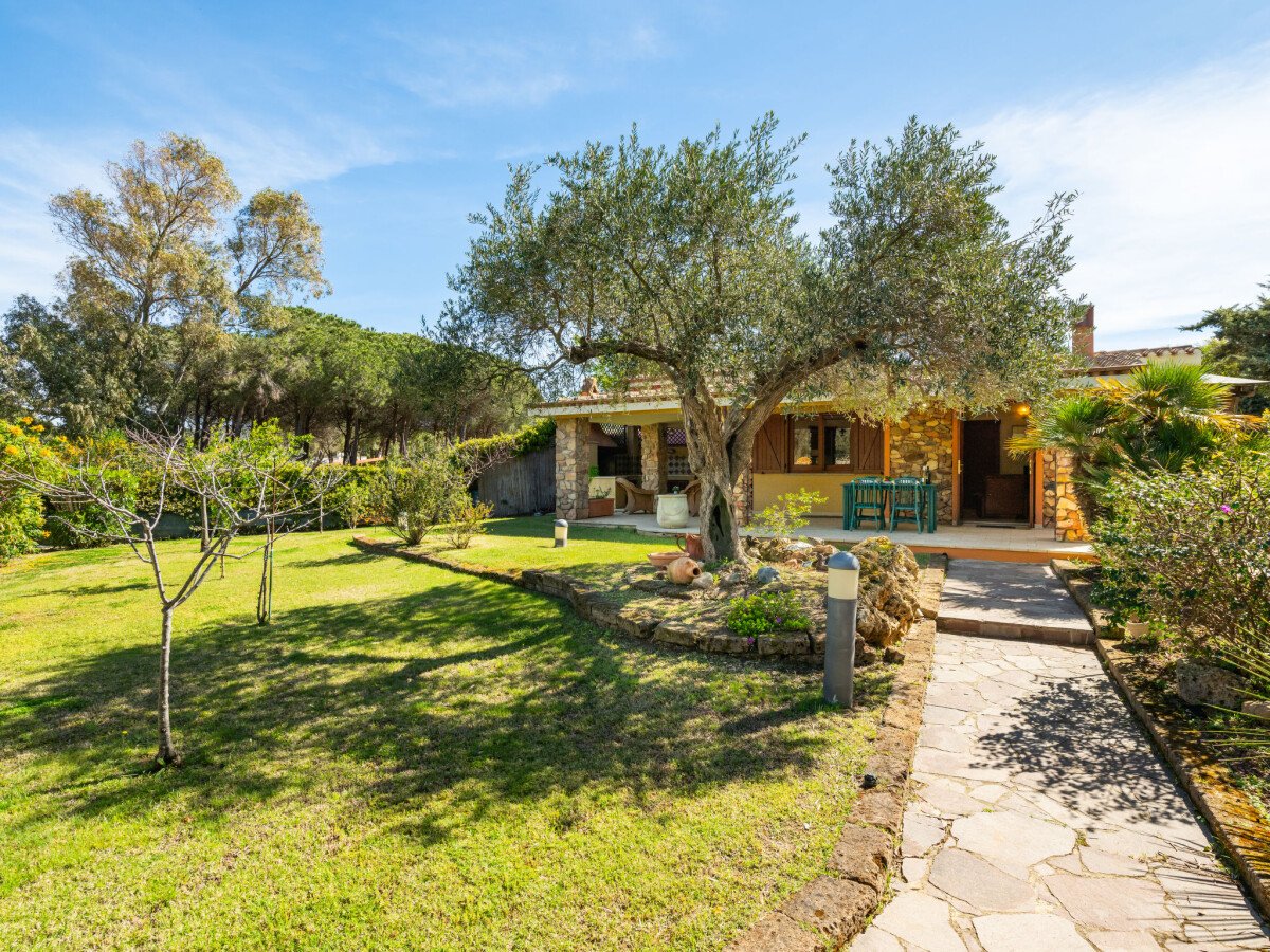 Villa confortable, 2 chambres, avec jardin