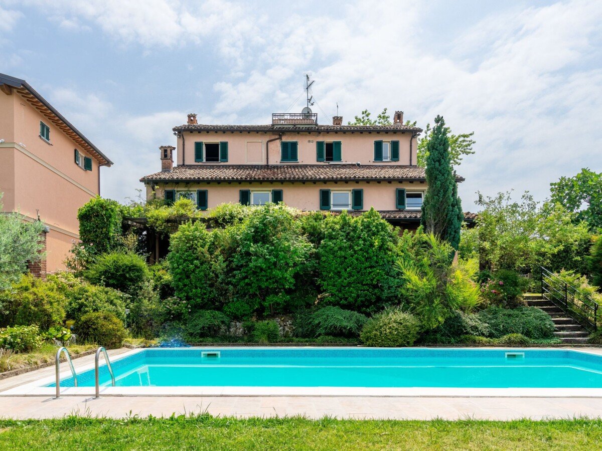 Villa 5 camere, con piscina