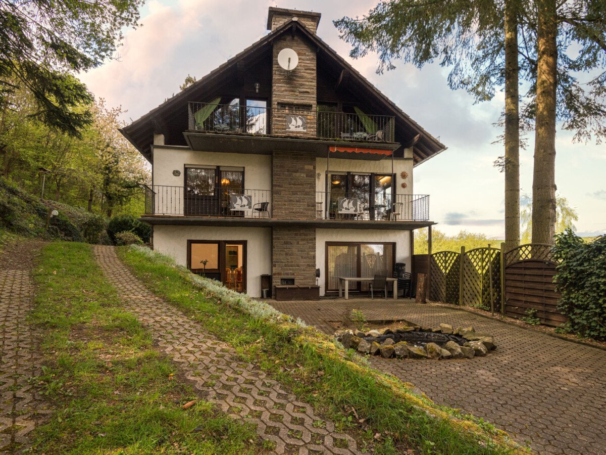 Ferienhaus 9 Schlafzimmer, mit Garten