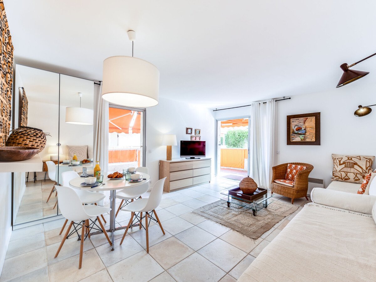 Resort 1 slaapkamer, met zwembad