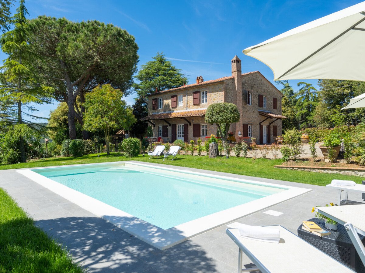 Villa 4 camere, con piscina