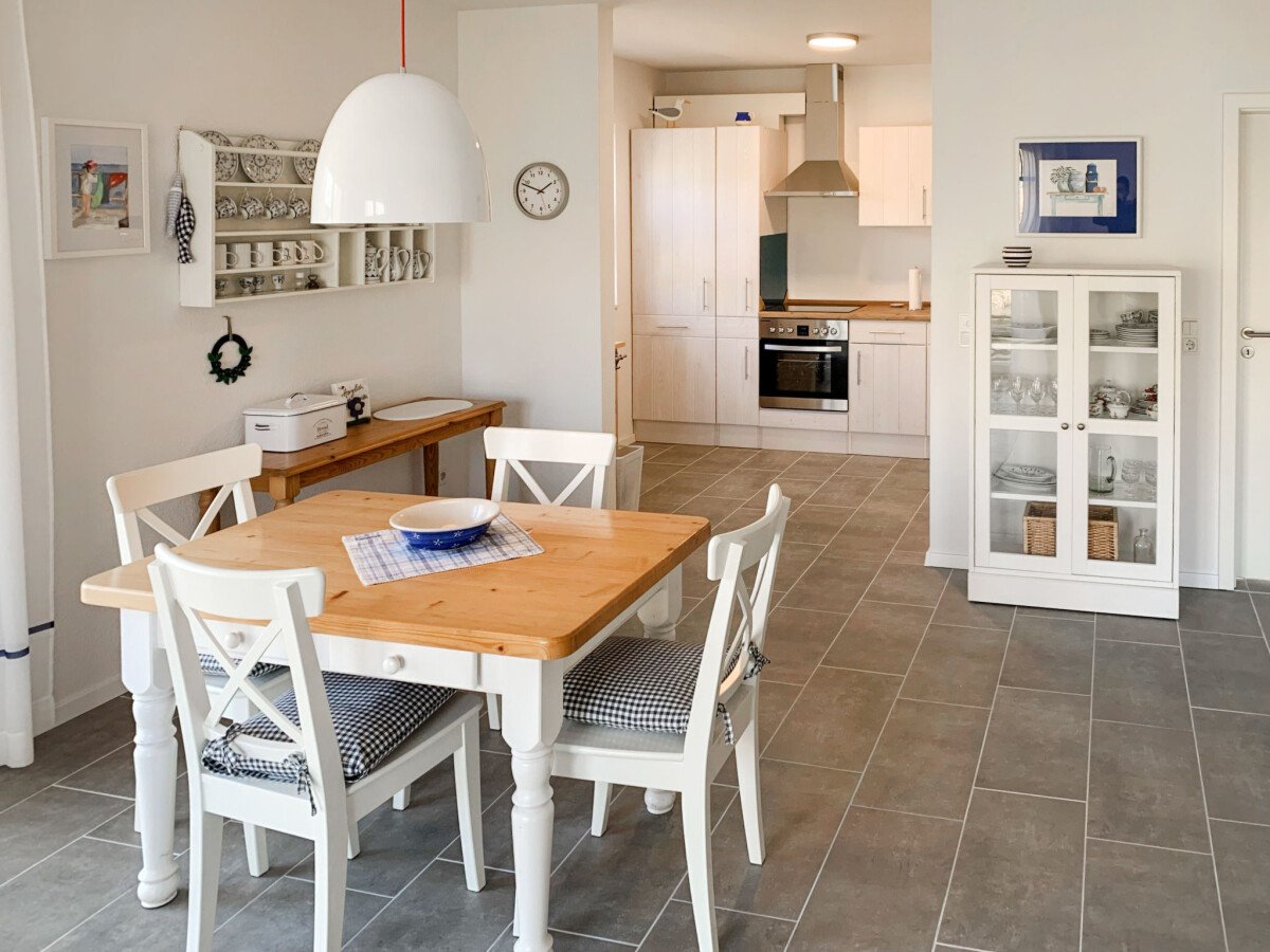 House 2 bedrooms, with garden