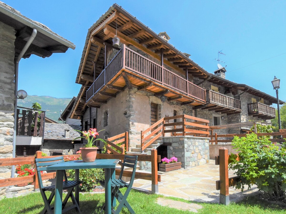 Appartamento 1 camera, con giardino