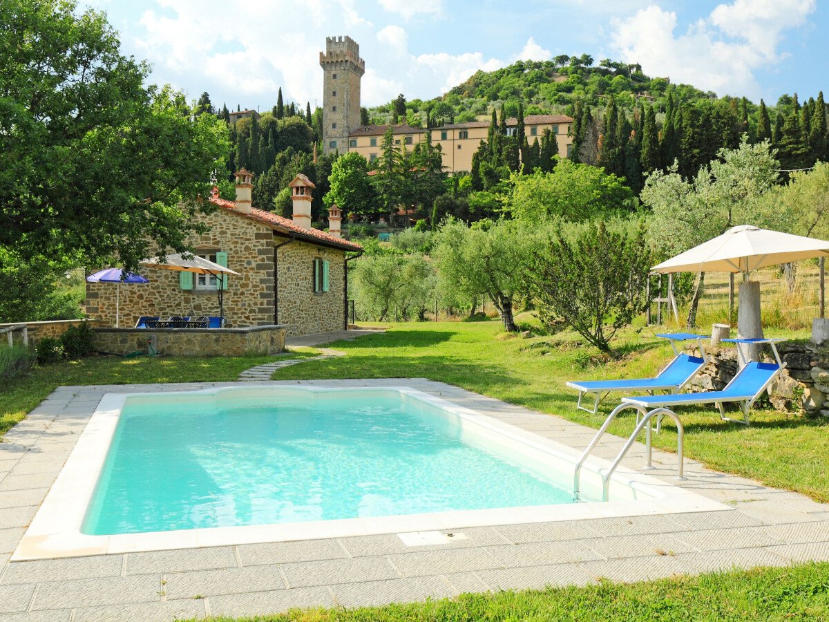 Casa 3 camere, con piscina