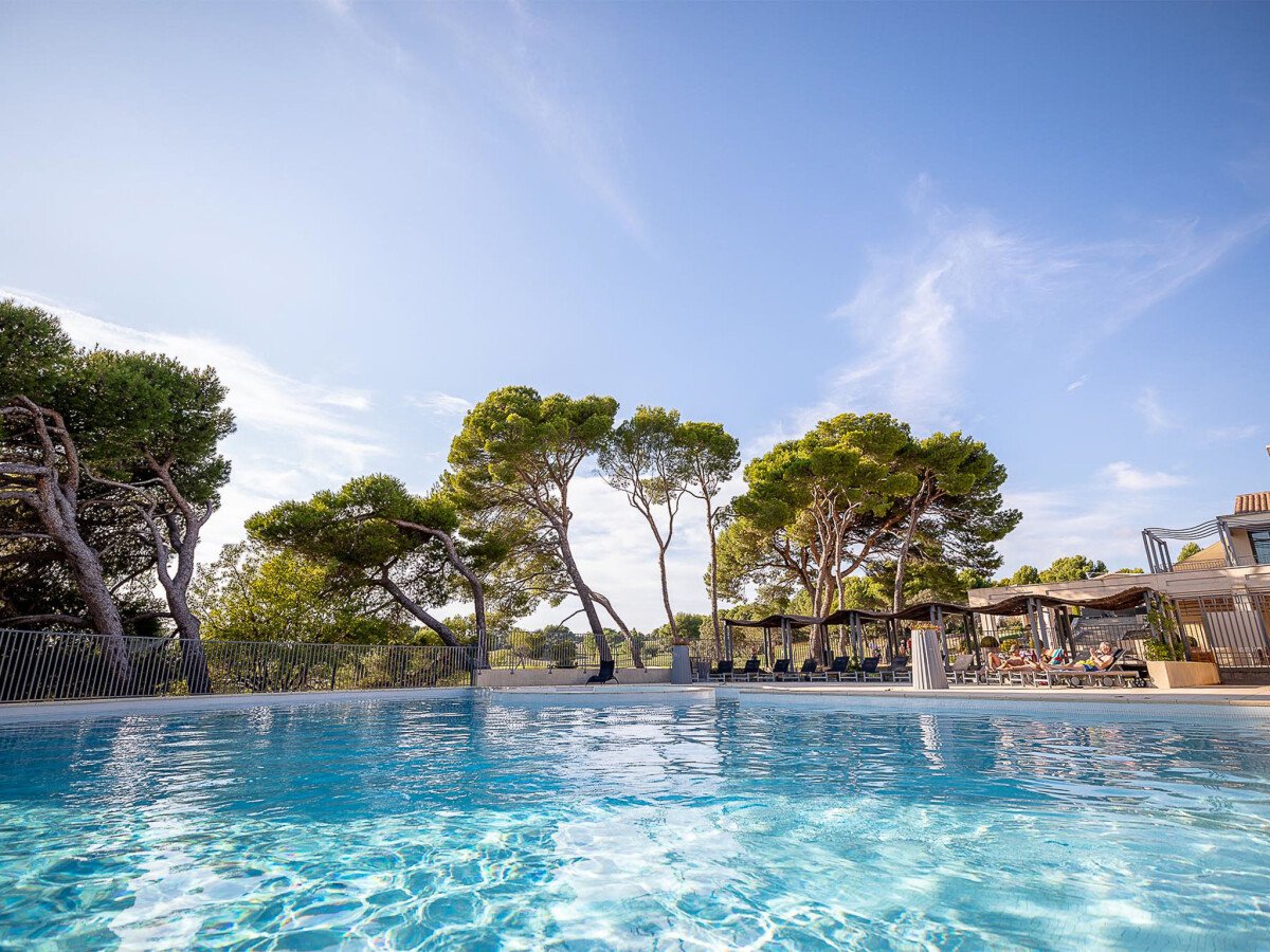 Maison de campagne cozy, 2 chambres, avec piscine
