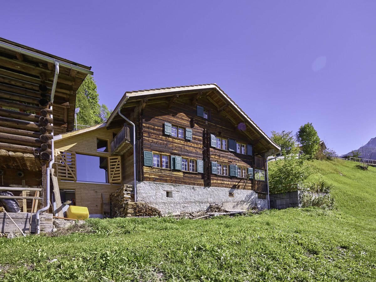 Casa 4 camere, con giardino