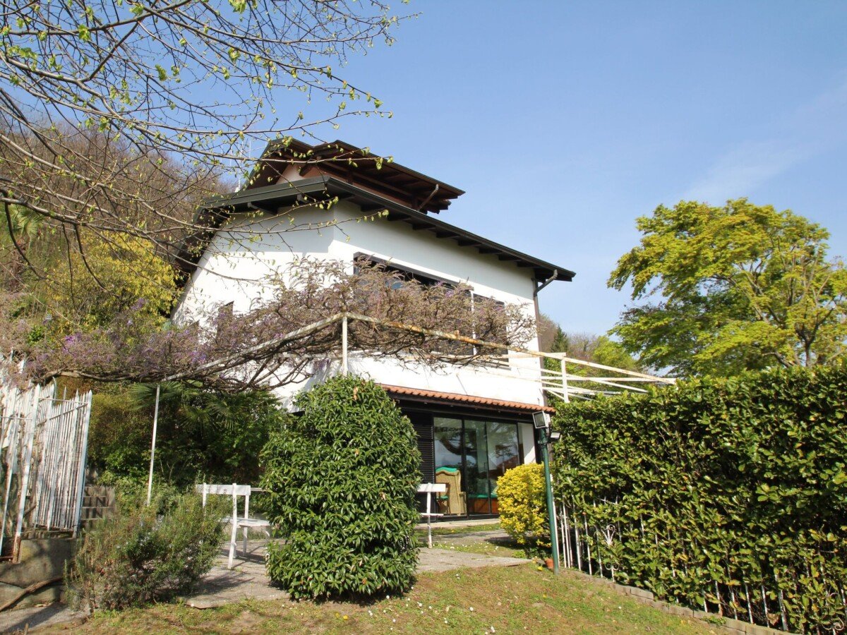 Casa 3 camere, con giardino