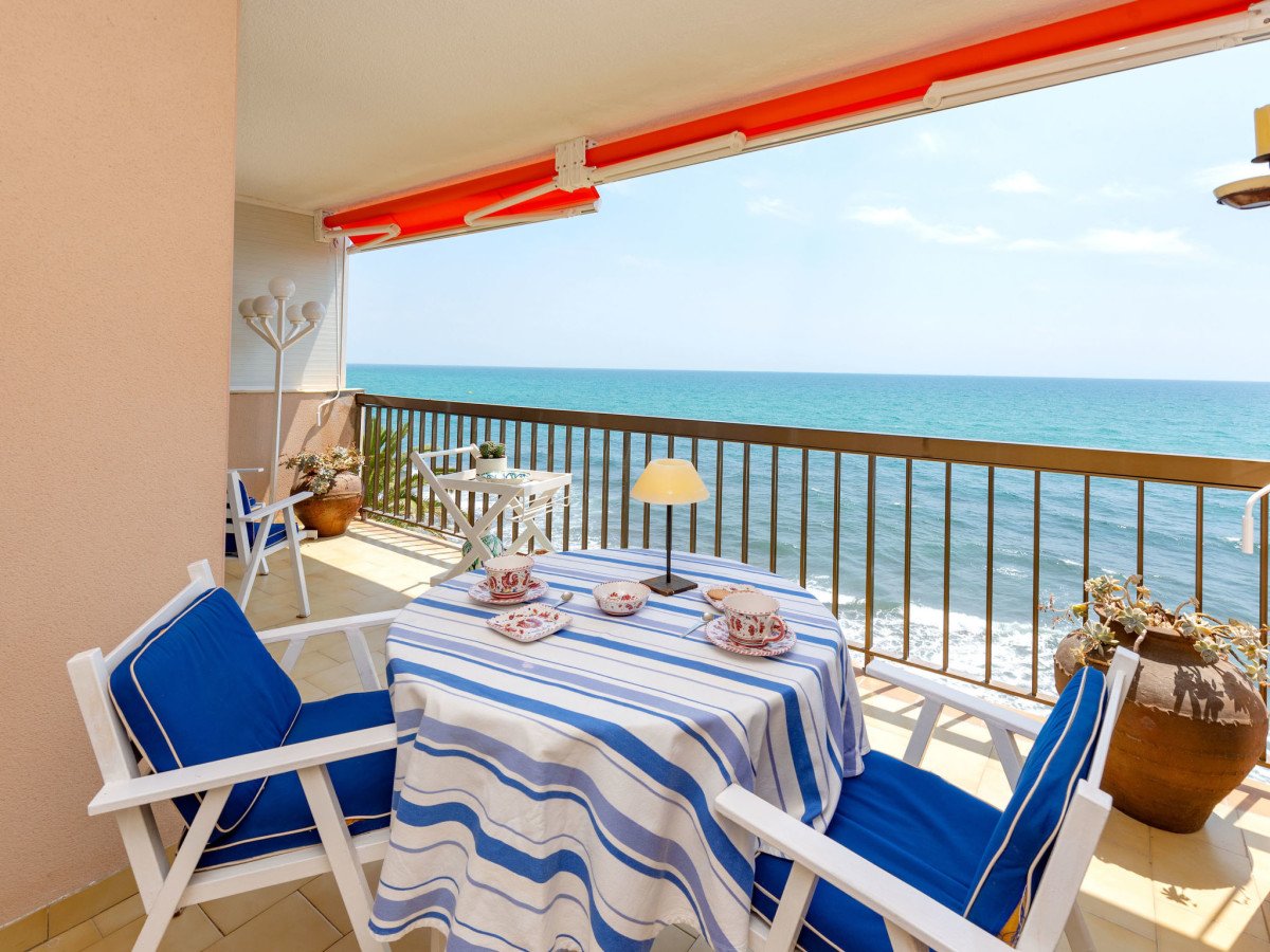Apartamento 3 habitaciones, con vista al mar