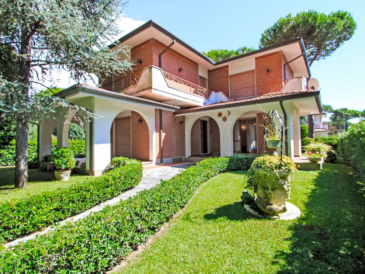 Villa 5 camere, con giardino