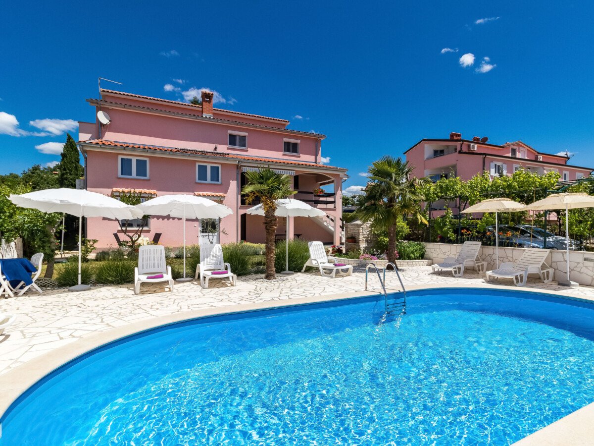 Appartamento 1 camera, con piscina