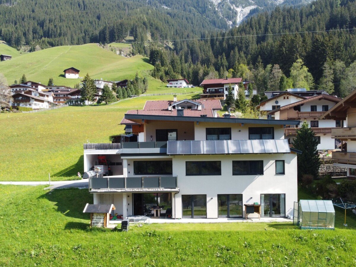 Wohnung 2 Schlafzimmer, mit Garten