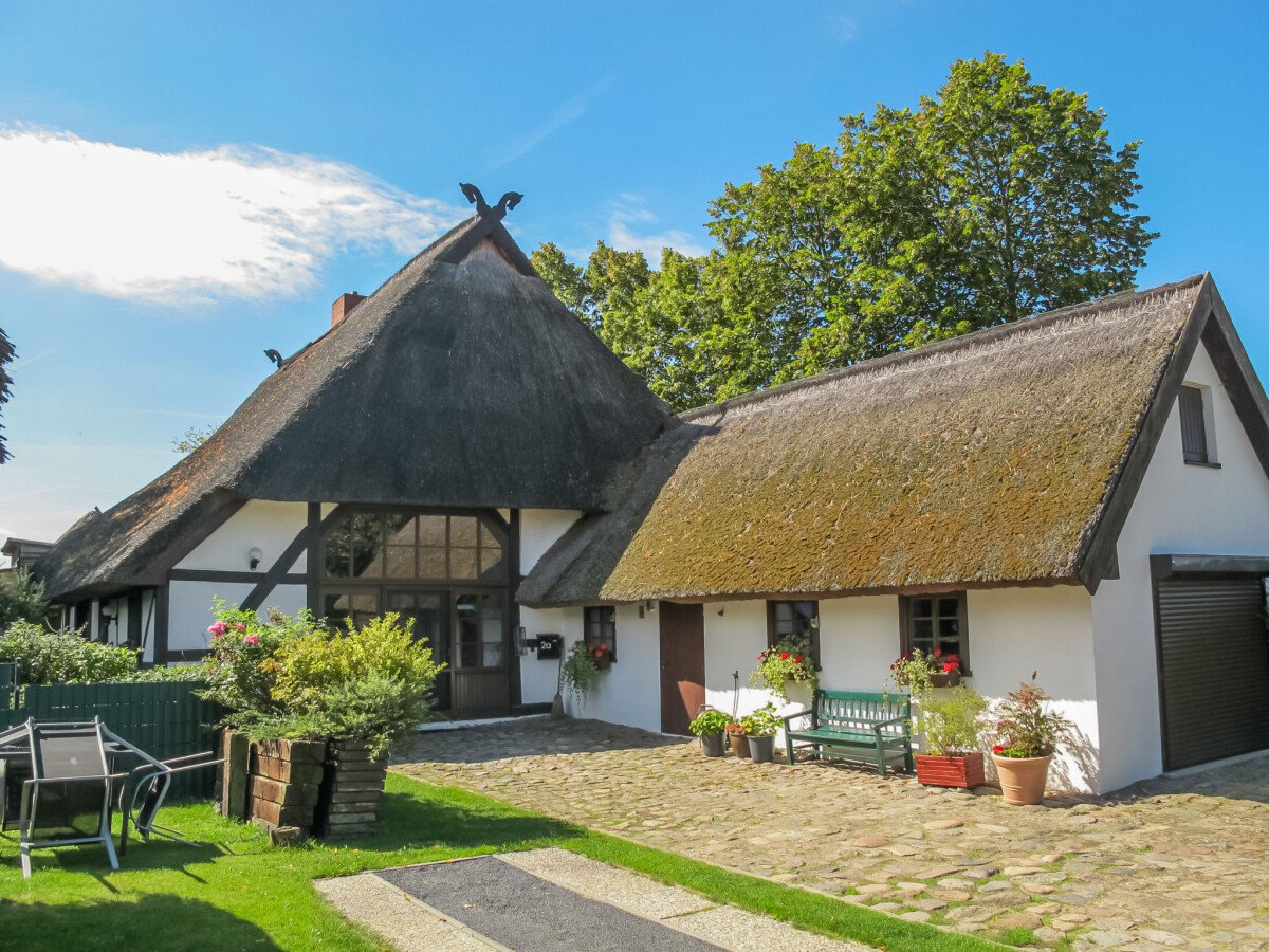 Wohnung 2 Schlafzimmer, mit Garten