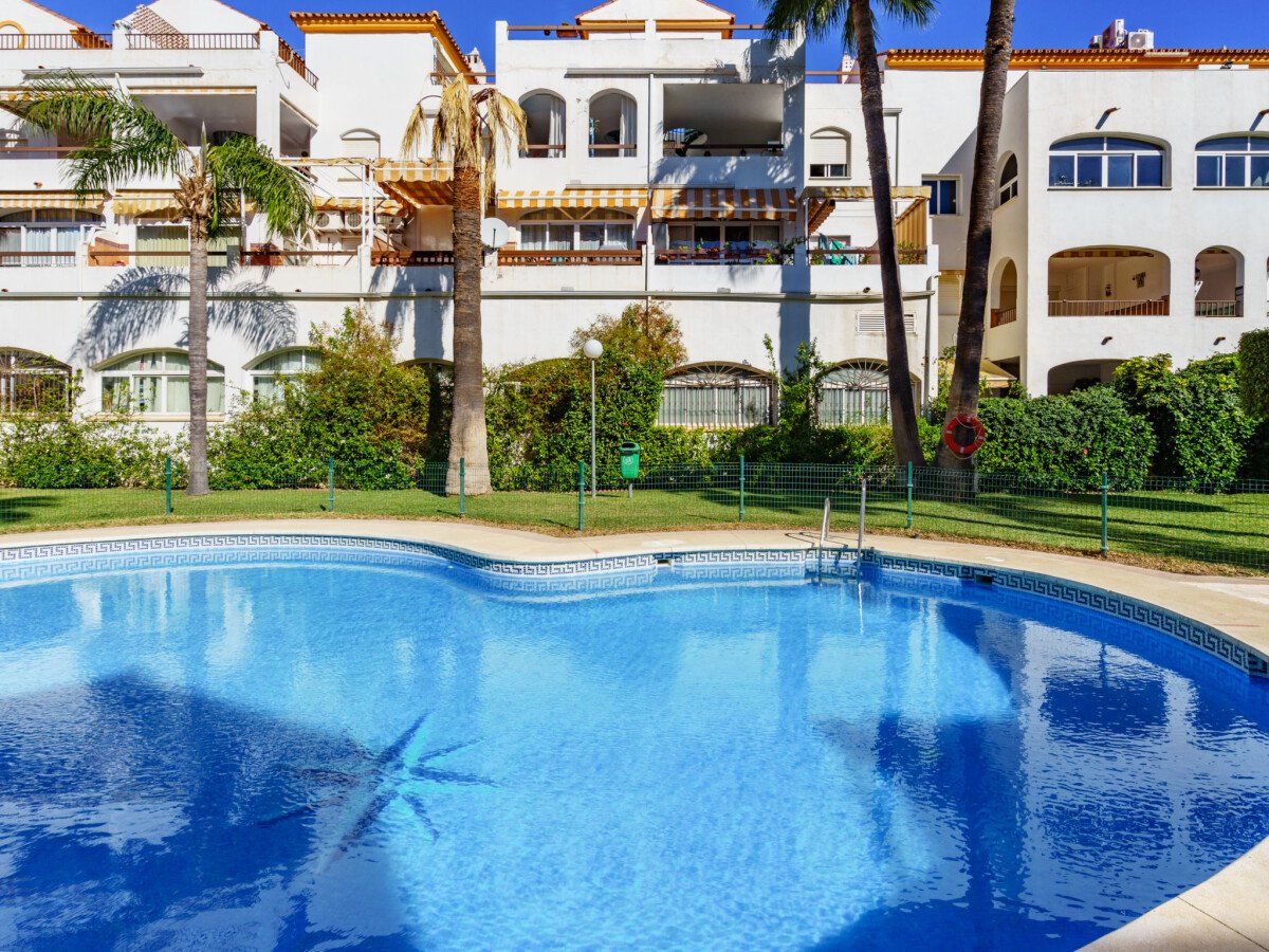 Apartment 2 bedrooms, with pool