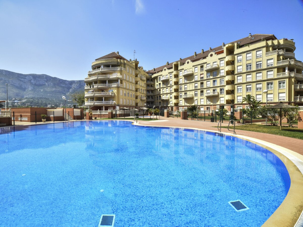 Appartement cozy, 2 chambres, avec piscine