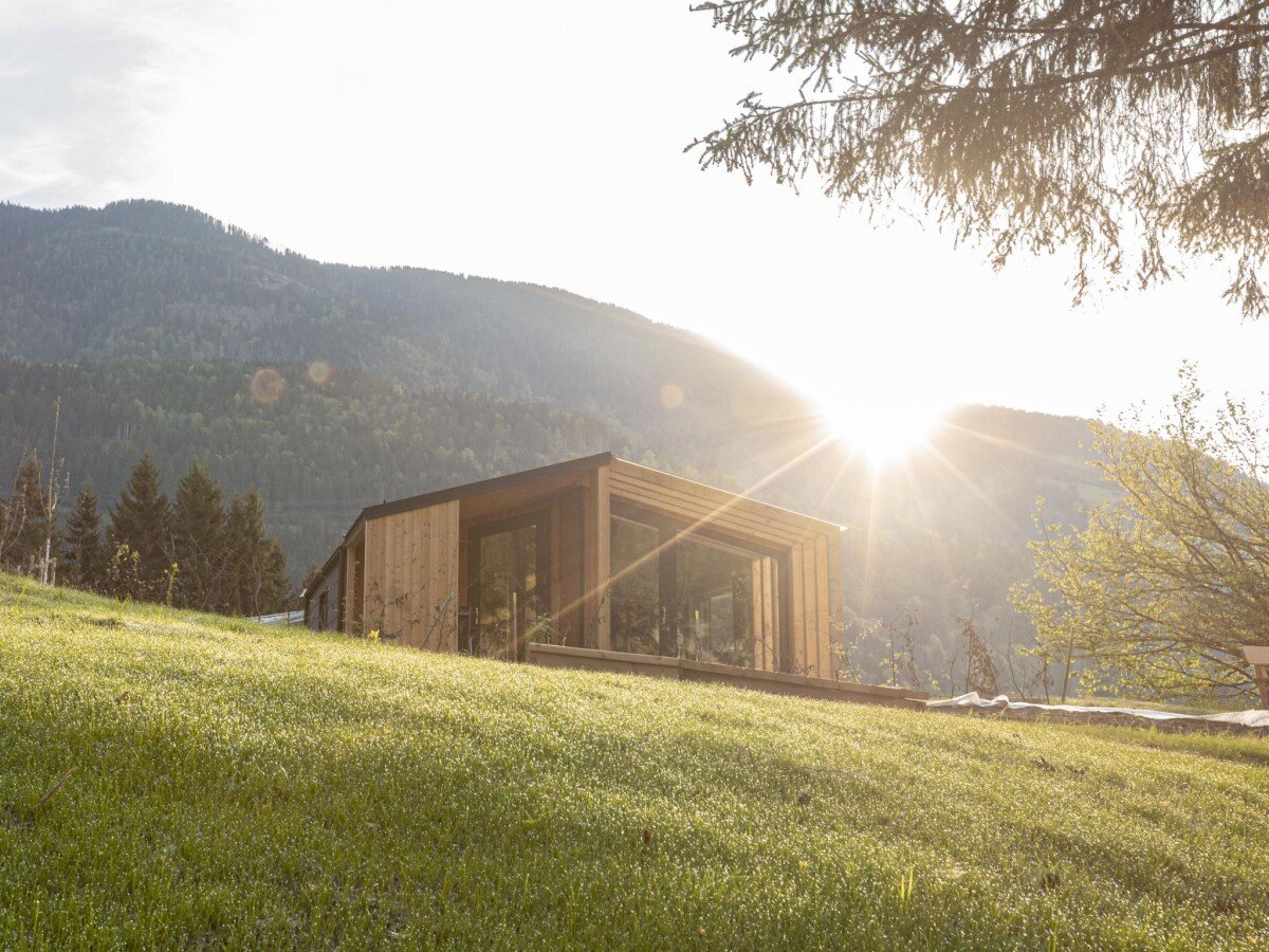 Casa 2 camere, con giardino