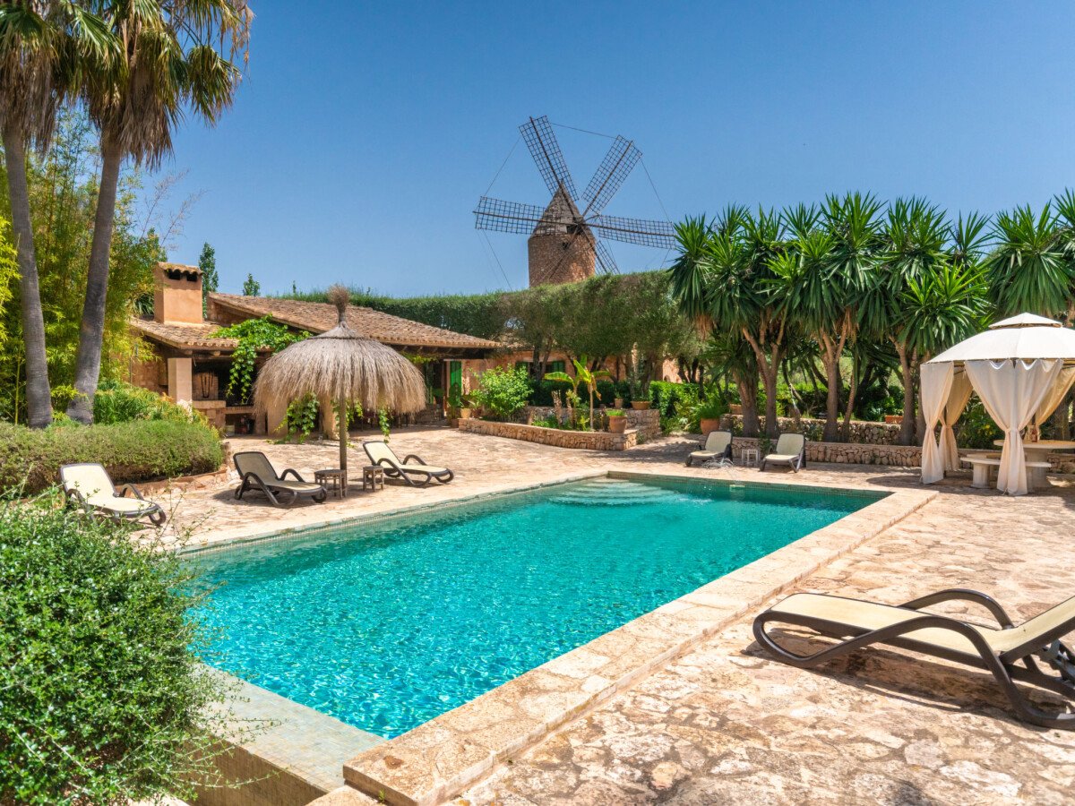 Huis 4 slaapkamers, met zwembad