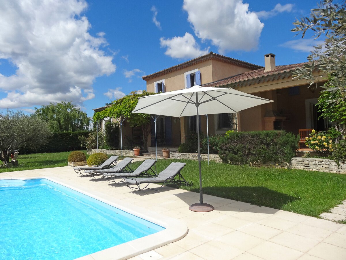 Grange confortable, 6 chambres, avec piscine