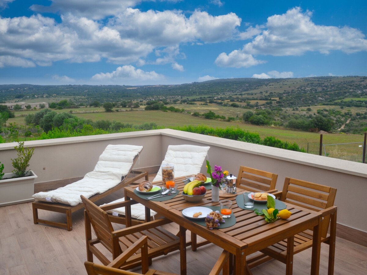 Appartamento 2 camere, con giardino