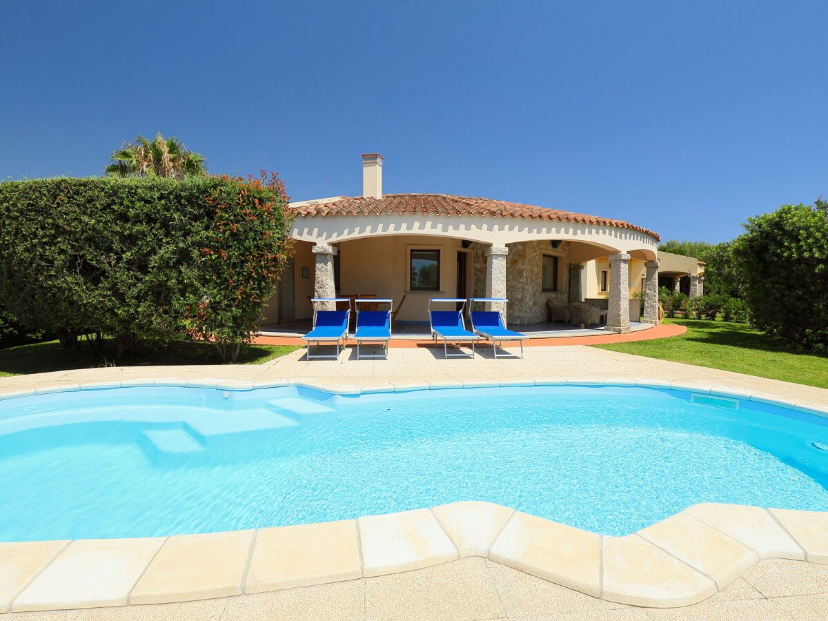 Casa 3 camere, con piscina