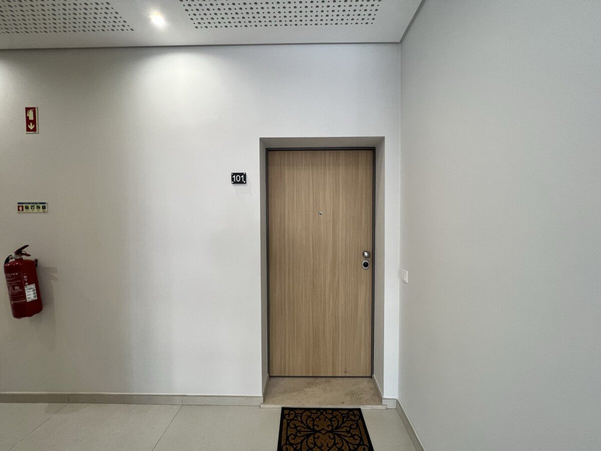 Appartamento 1 camera, con giardino