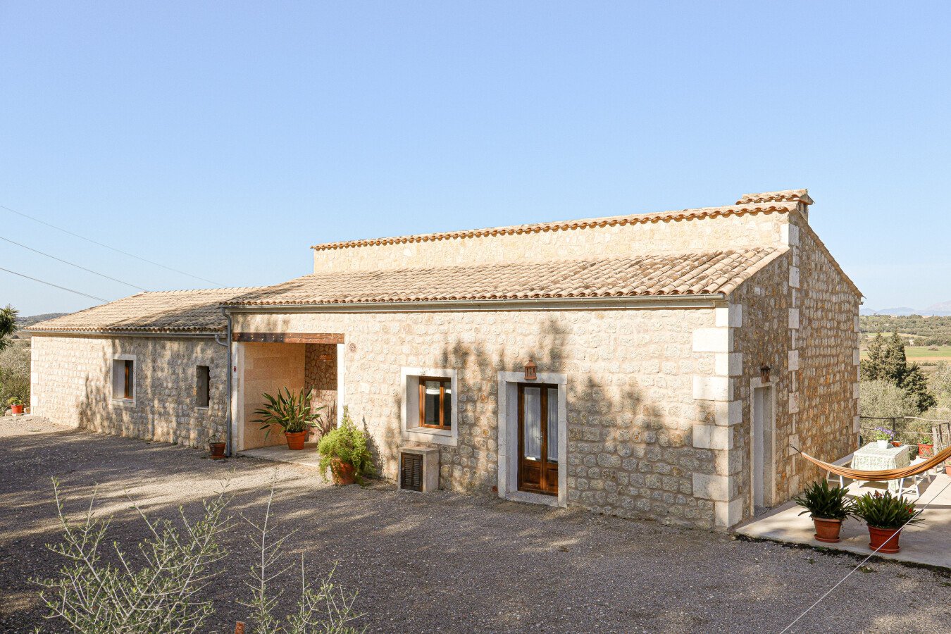 Villa 4 habitaciones, con jardín