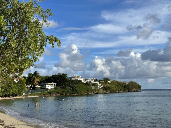 Appartement confortable, 2 chambres, avec vue sur mer