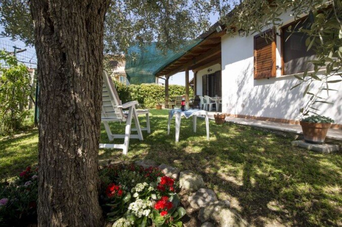 Villa 2 camere, con giardino