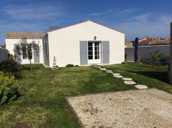 Maison tout confort, 2 chambres, avec jardin